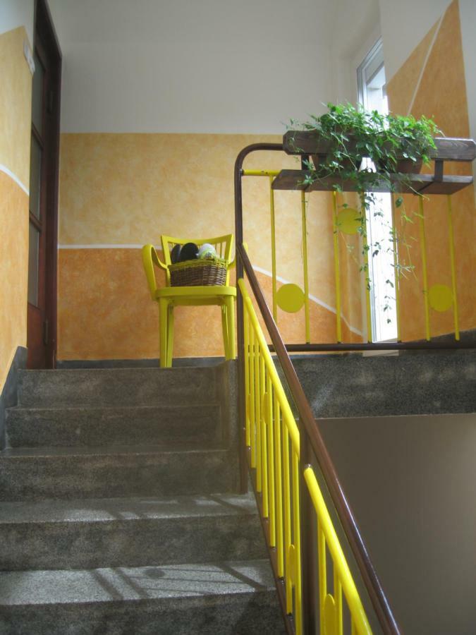 R&G Apartment Жировниця Екстер'єр фото