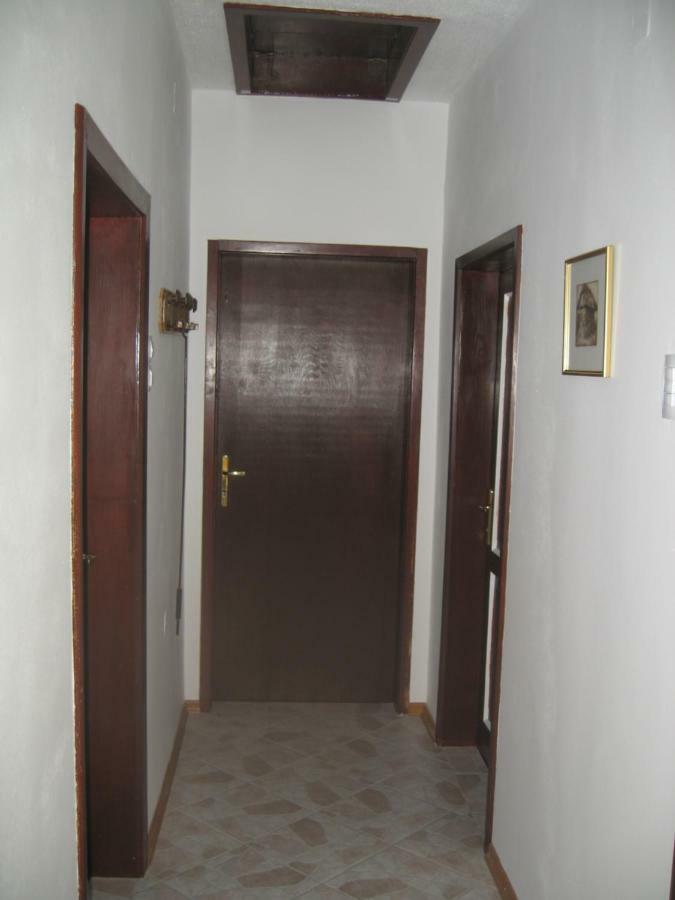 R&G Apartment Жировниця Екстер'єр фото